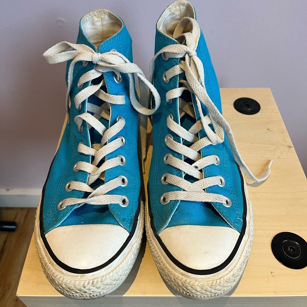Converse all stars.